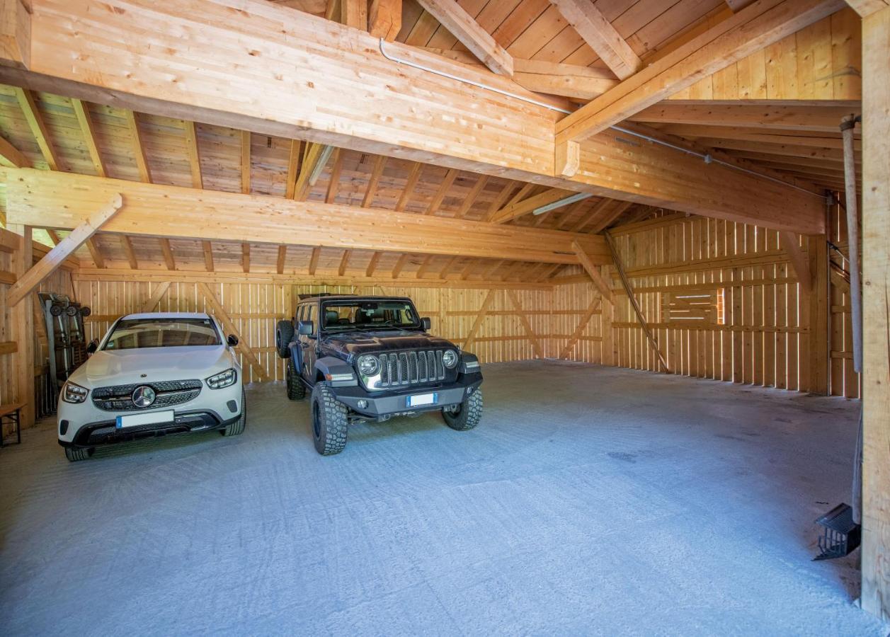 Silentium Dolomites Chalet Since 1600 Monguelfo-Tesido / Welsberg-Taisten Eksteriør bilde